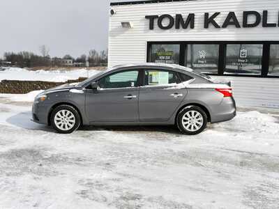 2017 Nissan Sentra, $7499. Photo 4