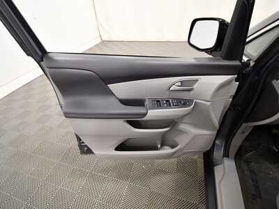2013 Honda Odyssey, $7999. Photo 12