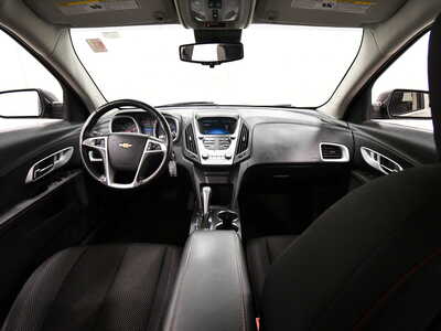 2015 Chevrolet Equinox, $6999. Photo 3