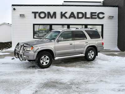 2001 Toyota 4Runner, $7999. Photo 2