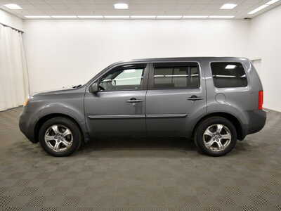 2012 Honda Pilot, $9999. Photo 4