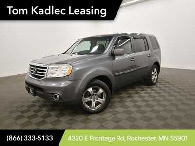 2012 Honda Pilot, $9999. Photo 1