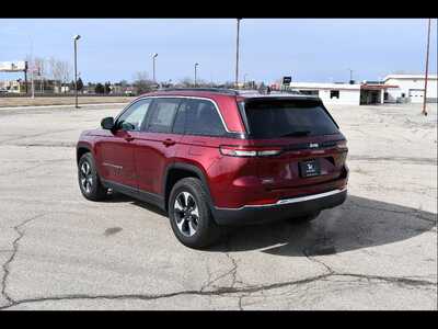 2024 Jeep Grand Cherokee, $25999. Photo 5