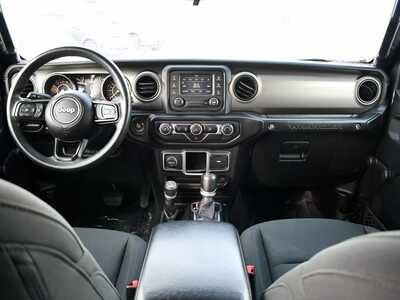 2018 Jeep Wrangler Unlimited, $17999. Photo 3