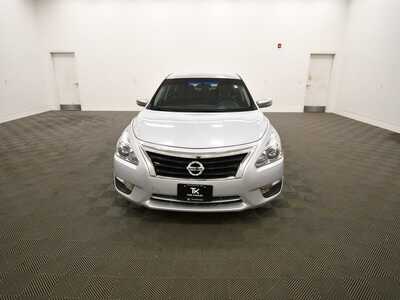 2014 Nissan Altima, $4999. Photo 10