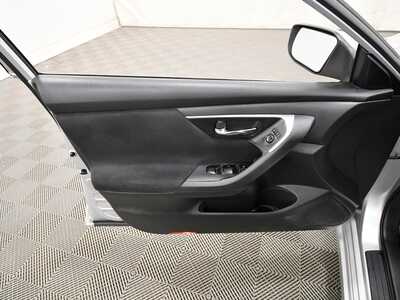 2014 Nissan Altima, $4999. Photo 11