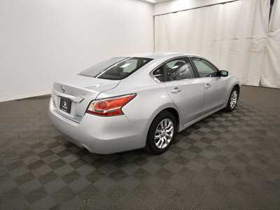 2014 Nissan Altima, $4999. Photo 7