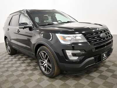 2016 Ford Explorer, $7999. Photo 10