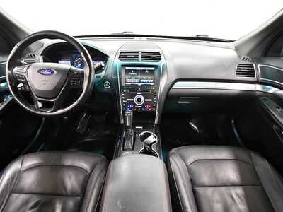 2016 Ford Explorer, $7999. Photo 3