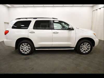 2013 Toyota Sequoia, $16999. Photo 9