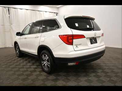 2016 Honda Pilot, $0. Photo 5