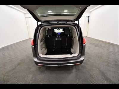 2017 Chrysler Pacifica, $9799. Photo 7