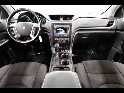 2015 Chevrolet Traverse, $6336. Photo 3