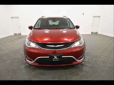 2017 Chrysler Pacifica, $11114. Photo 11