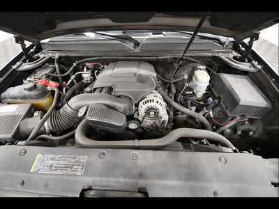 2010 Chevrolet Suburban, $6845. Photo 12