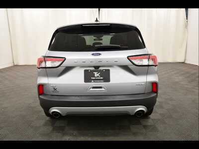 2021 Ford Escape, $14349. Photo 6