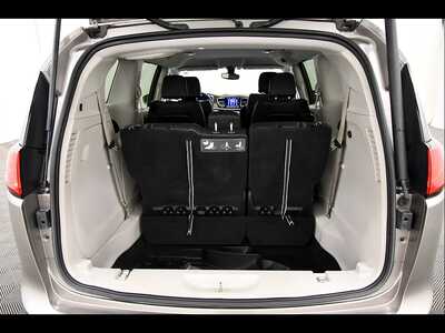 2017 Chrysler Pacifica, $13103. Photo 7