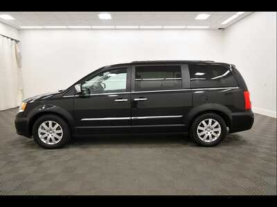 2012 Chrysler Town & Country, $7349. Photo 4
