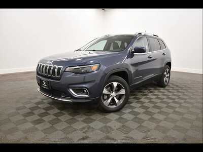 2019 Jeep Cherokee, $18300. Photo 2