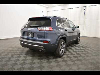 2019 Jeep Cherokee, $18300. Photo 7