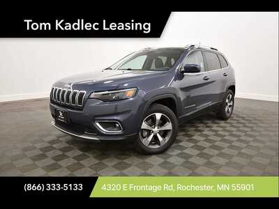 2019 Jeep Cherokee, $18300. Photo 1