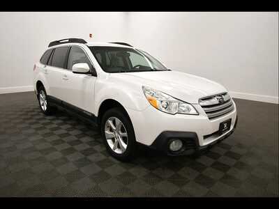 2014 Subaru Outback, $6115. Photo 10