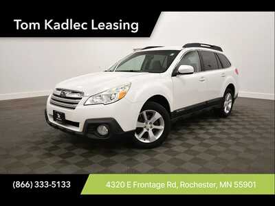 2014 Subaru Outback, $6115. Photo 1