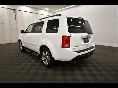 2014 Honda Pilot, $8245. Photo 5