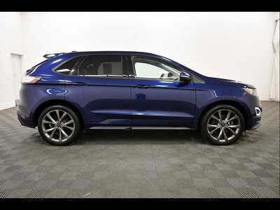 2016 Ford Edge, $12845. Photo 9