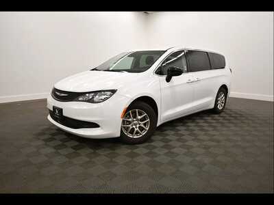 2024 Chrysler Voyager, $22349. Photo 2