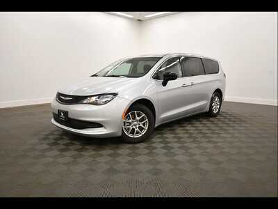 2024 Chrysler Voyager, $21849. Photo 2