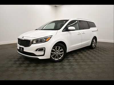 2019 Kia Sedona, $14949. Photo 2