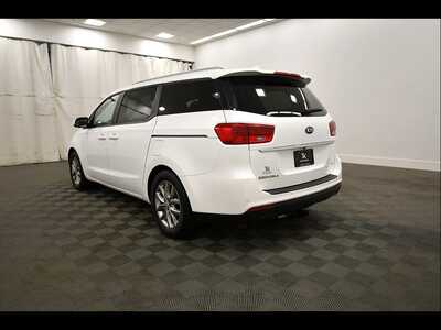 2019 Kia Sedona, $14949. Photo 5