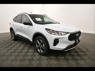 2025 Ford Escape, $21746. Photo 10