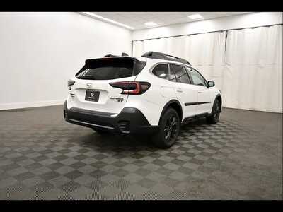 2022 Subaru Outback, $25849. Photo 8