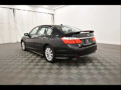 2013 Honda Accord, $6345. Photo 5