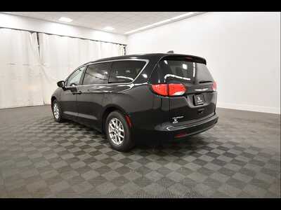 2024 Chrysler Voyager, $21149. Photo 5