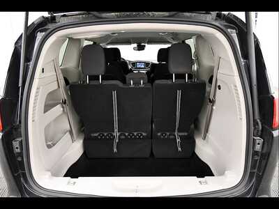 2024 Chrysler Voyager, $21149. Photo 7