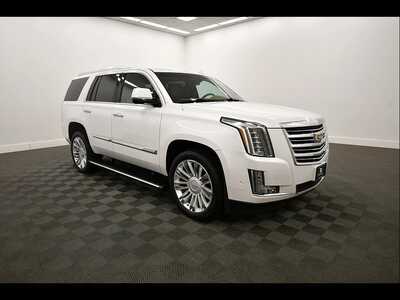 2018 Cadillac Escalade, $29349. Photo 10