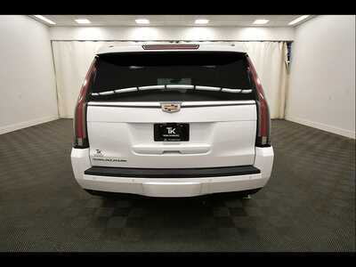 2018 Cadillac Escalade, $29349. Photo 6