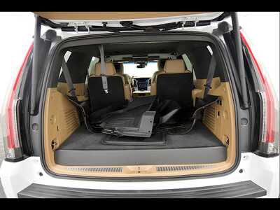 2018 Cadillac Escalade, $29349. Photo 7