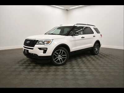 2018 Ford Explorer, $16645. Photo 2