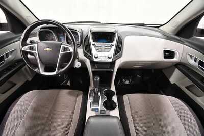 2017 Chevrolet Equinox, $10349. Photo 3