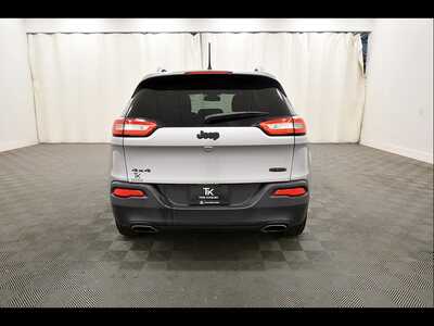 2017 Jeep Cherokee, $9849. Photo 6