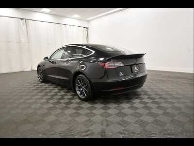 2019 Tesla Model 3, $18349. Photo 5