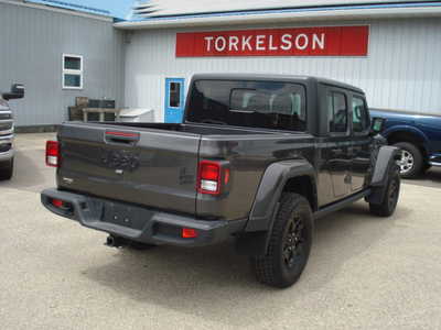 2021 Jeep Gladiator, $30975. Photo 4