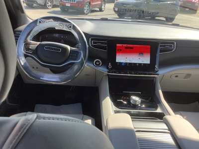 2025 Jeep Wagoneer, $65326. Photo 10