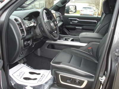2025 RAM 1500 Crew Cab, $59285. Photo 7