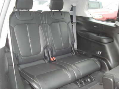 2022 Jeep Grand Cherokee L, $34975. Photo 9