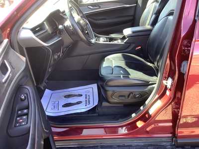 2021 Jeep Grand Cherokee L, $30975. Photo 11
